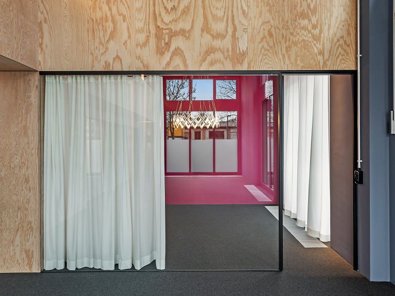 c2n9658 hdr  c2n9658 hdr